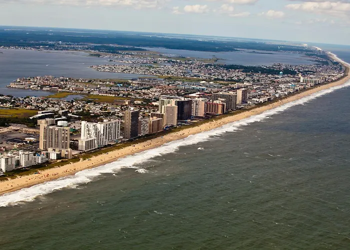 Beautiful 2 Bedroom At The 9400 Building With Panoramic Views Of Ocean City!